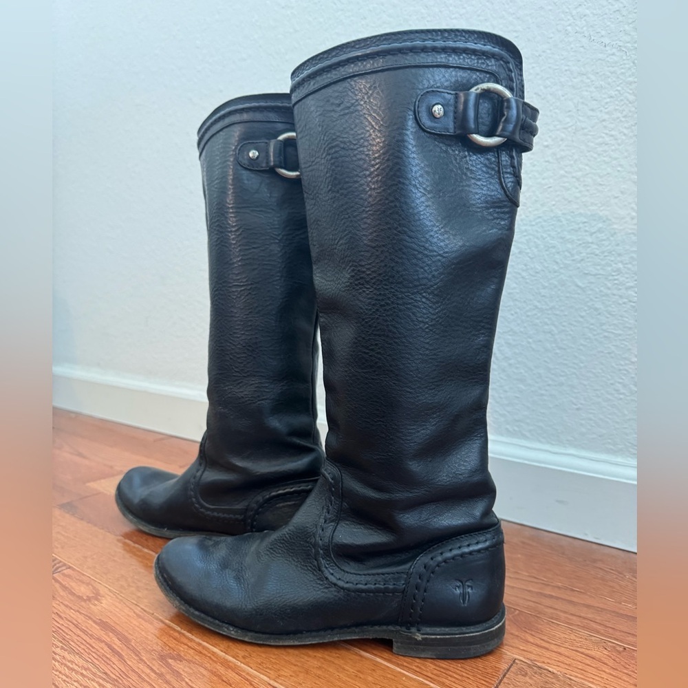 Frye - Black Pebbled Leather Calf High "Paige Trapunto" women’s 6.5